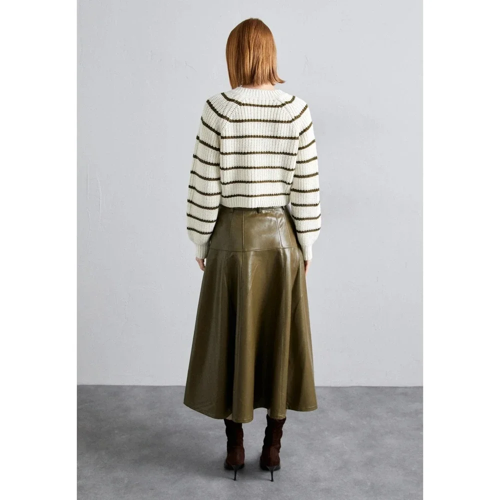 Cinq À Sept Veena Skirt a-line Midi Button Olive  Green Vegan Leather  6 Worn 1x